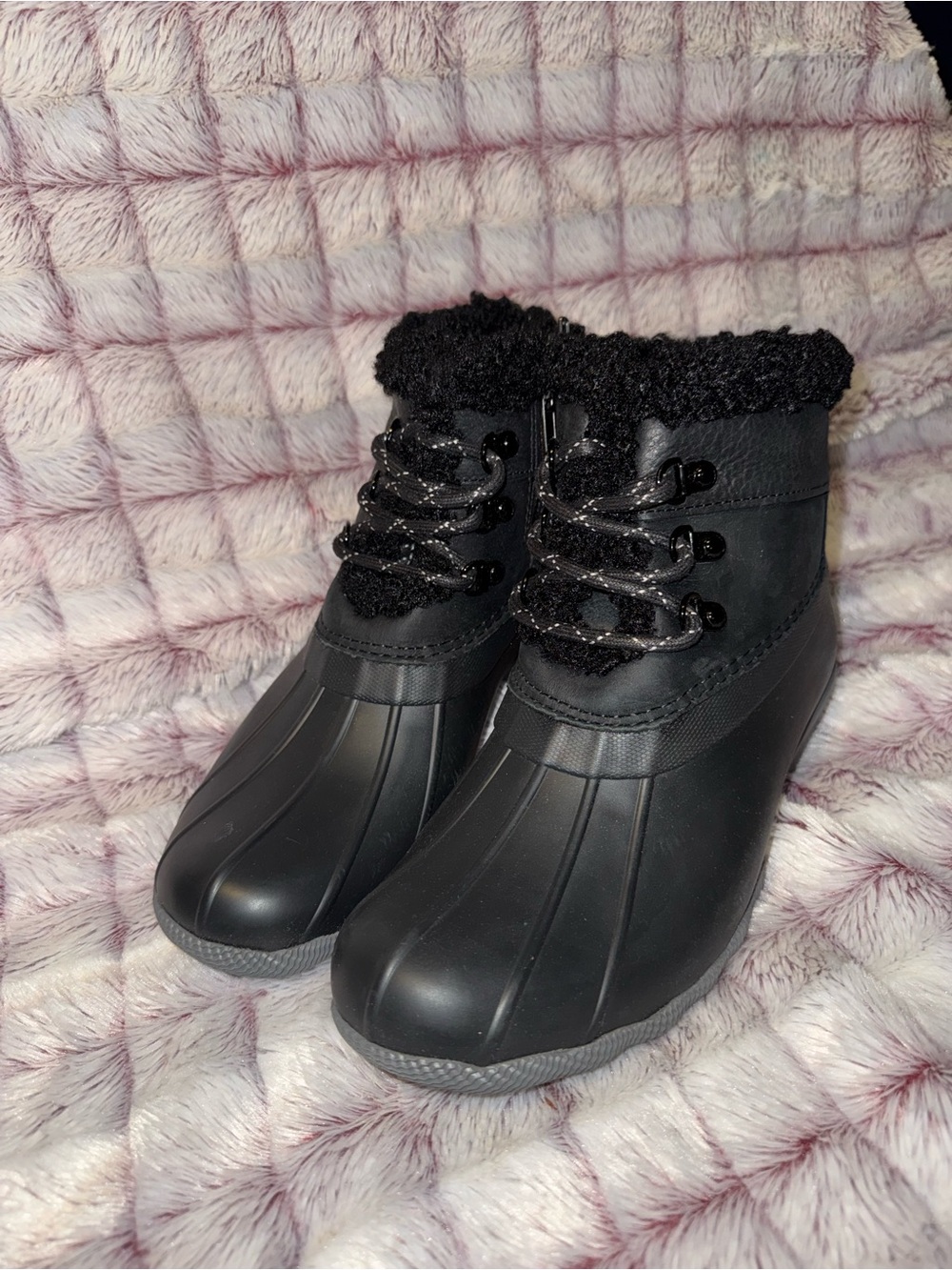 Sperry Saltwater Alpine Boots in Black